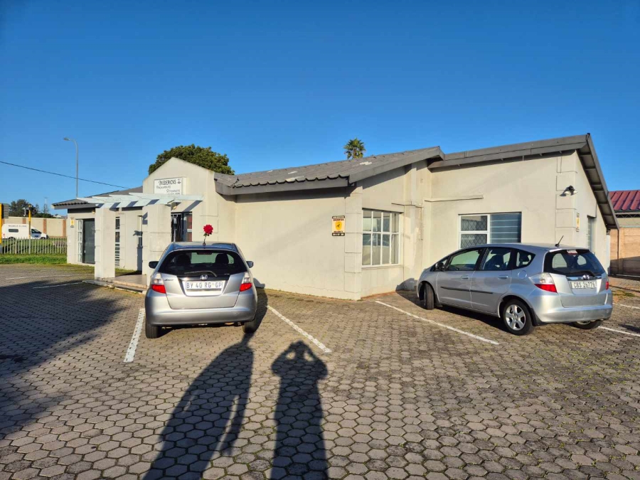 Commercial Property for Sale in Da Nova Western Cape